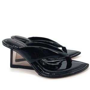 Good American Cinderella Thong Sandal